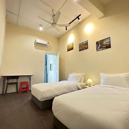 22A Hostel George Town Exterior photo