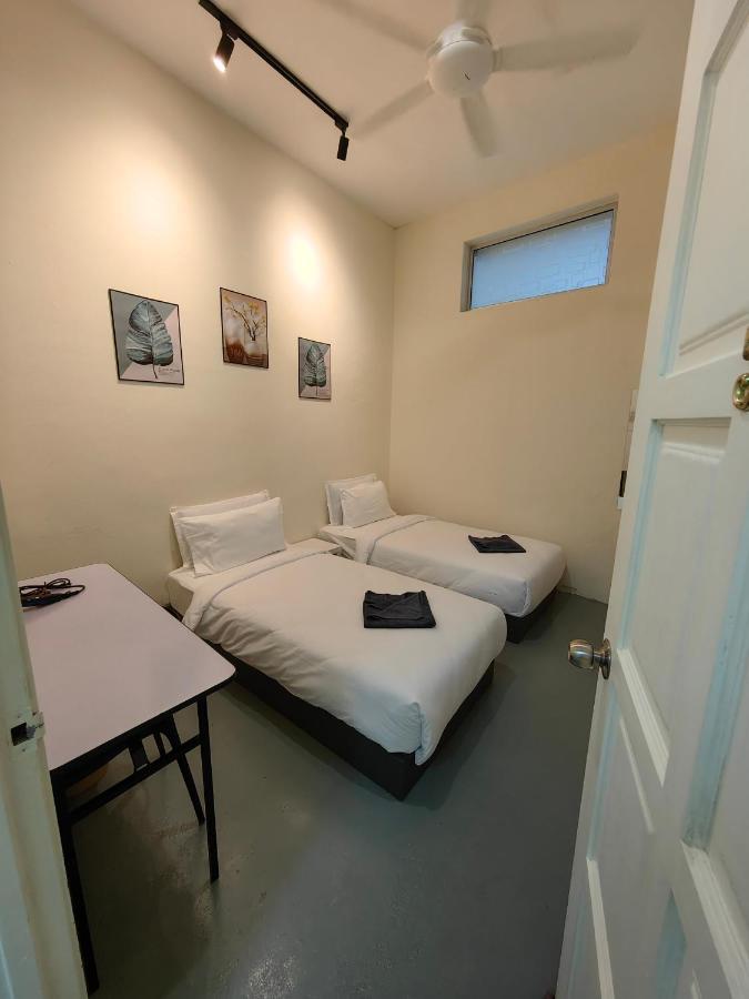 22A Hostel George Town Exterior photo