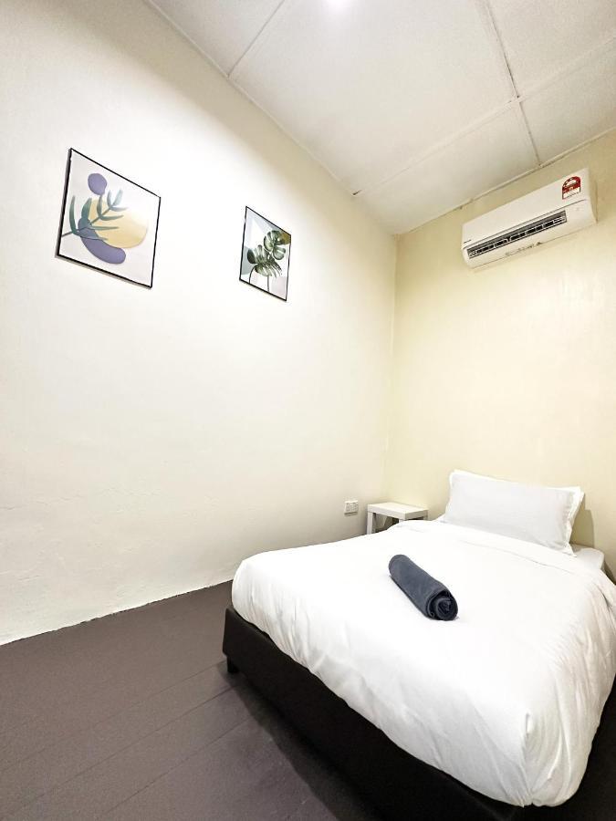 22A Hostel George Town Exterior photo